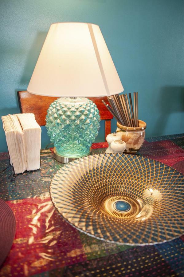 Tiga Bed And Breakfast Yellowknife Esterno foto